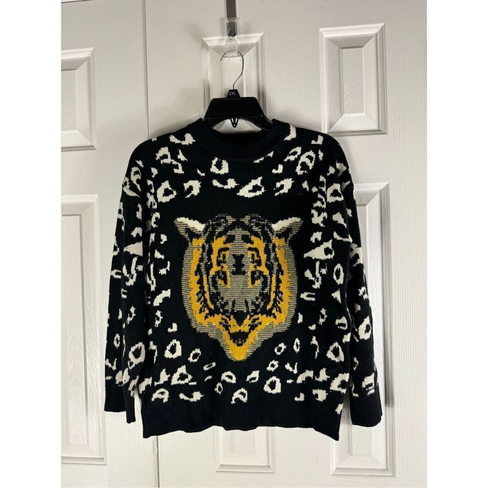 Simplee Womens Lion Sweater Size Small
